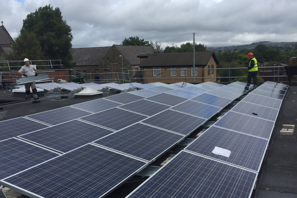 Support community owned energy in Oldham - Share offer now live!